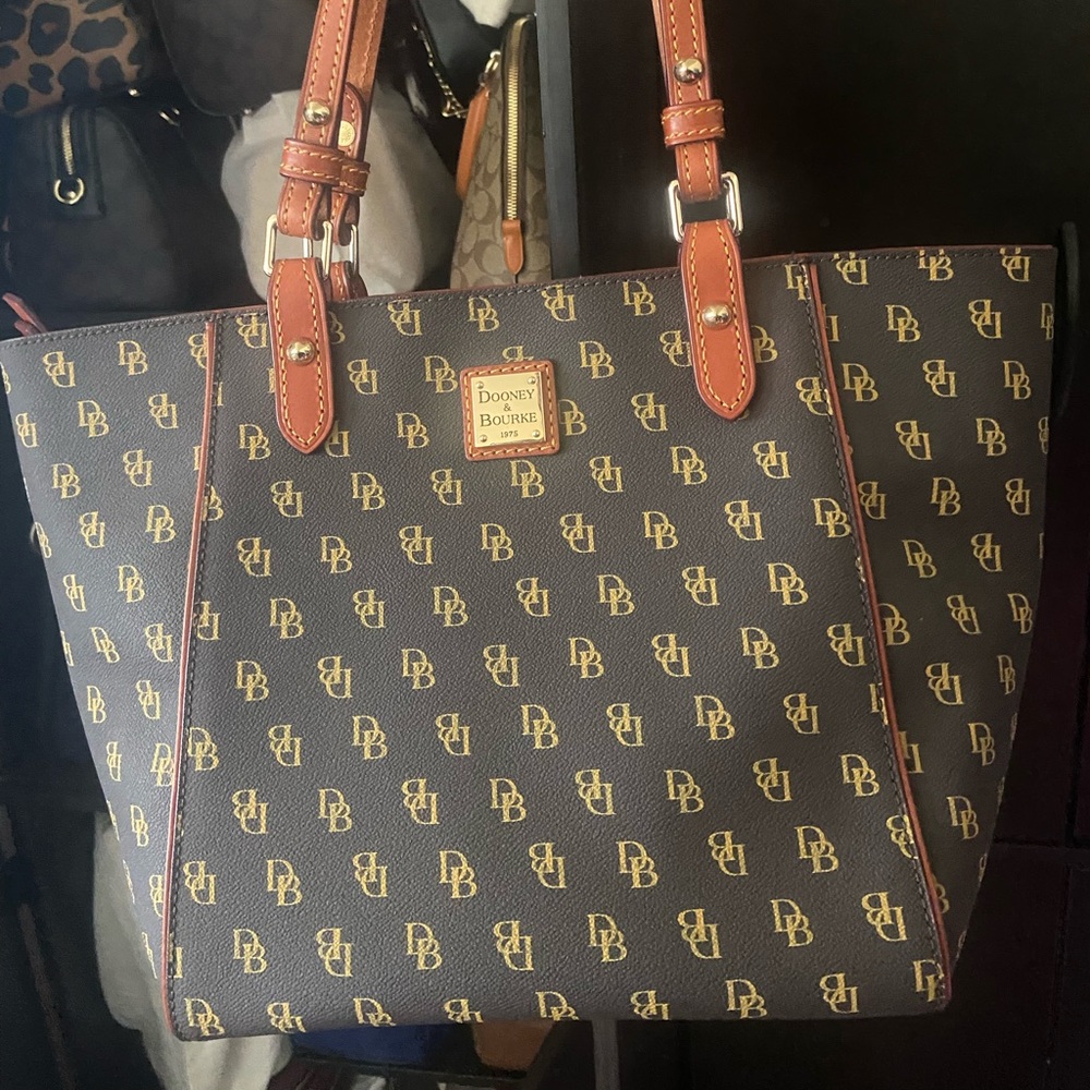 Dooney & Bourke Gretta Janie Tote